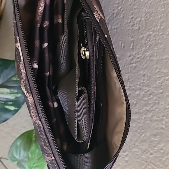 Coach folding duffle and accessory bag/pouch NWOT - Picture 3 of 8